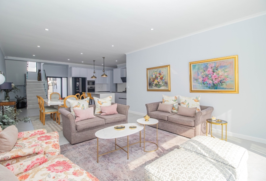 4 Bedroom Property for Sale in Sandown Western Cape